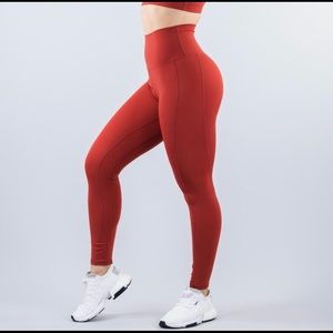 ❌SOLD❌ Alphalete Meridian Leggings